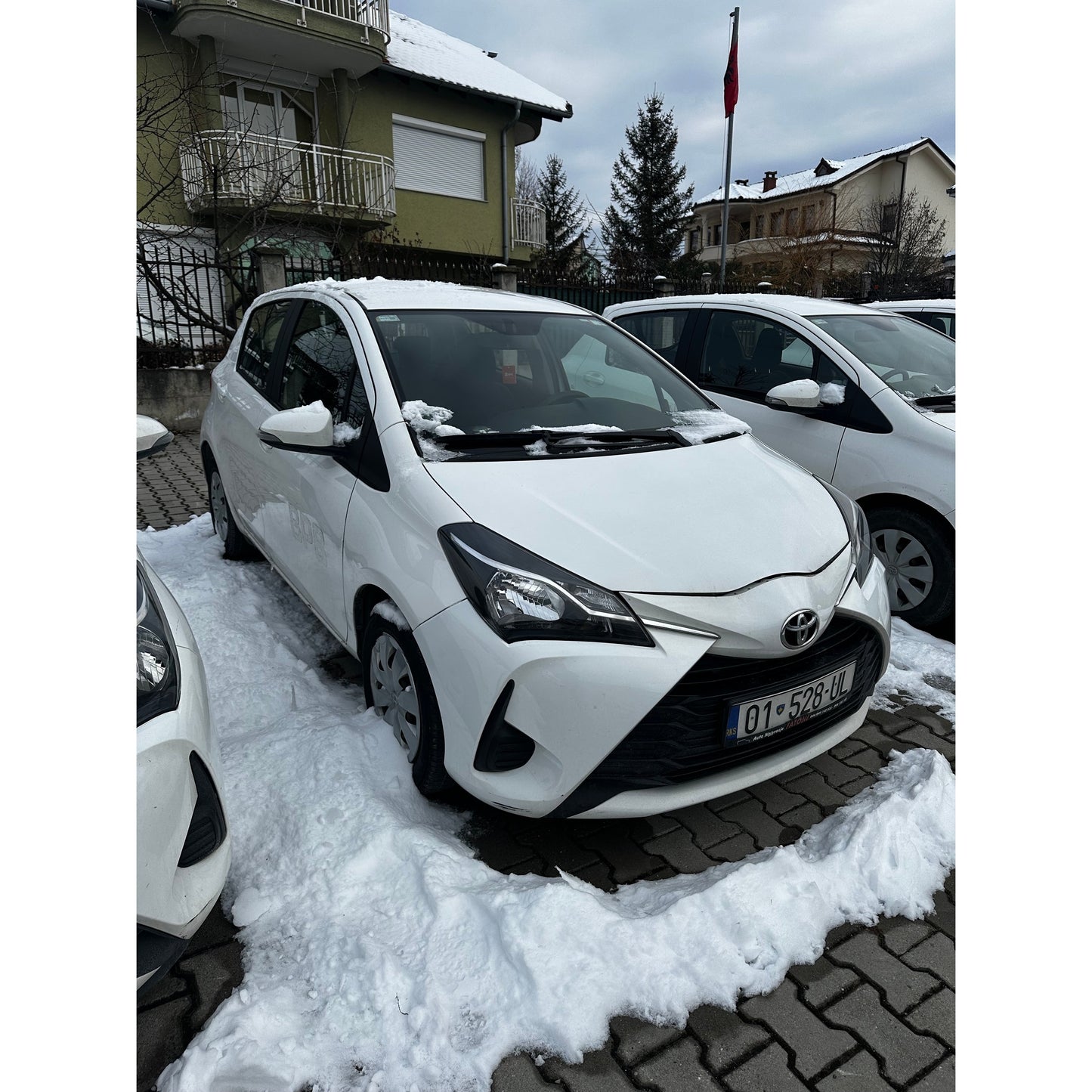 115 - Toyota Yaris 1.0 Benzinë