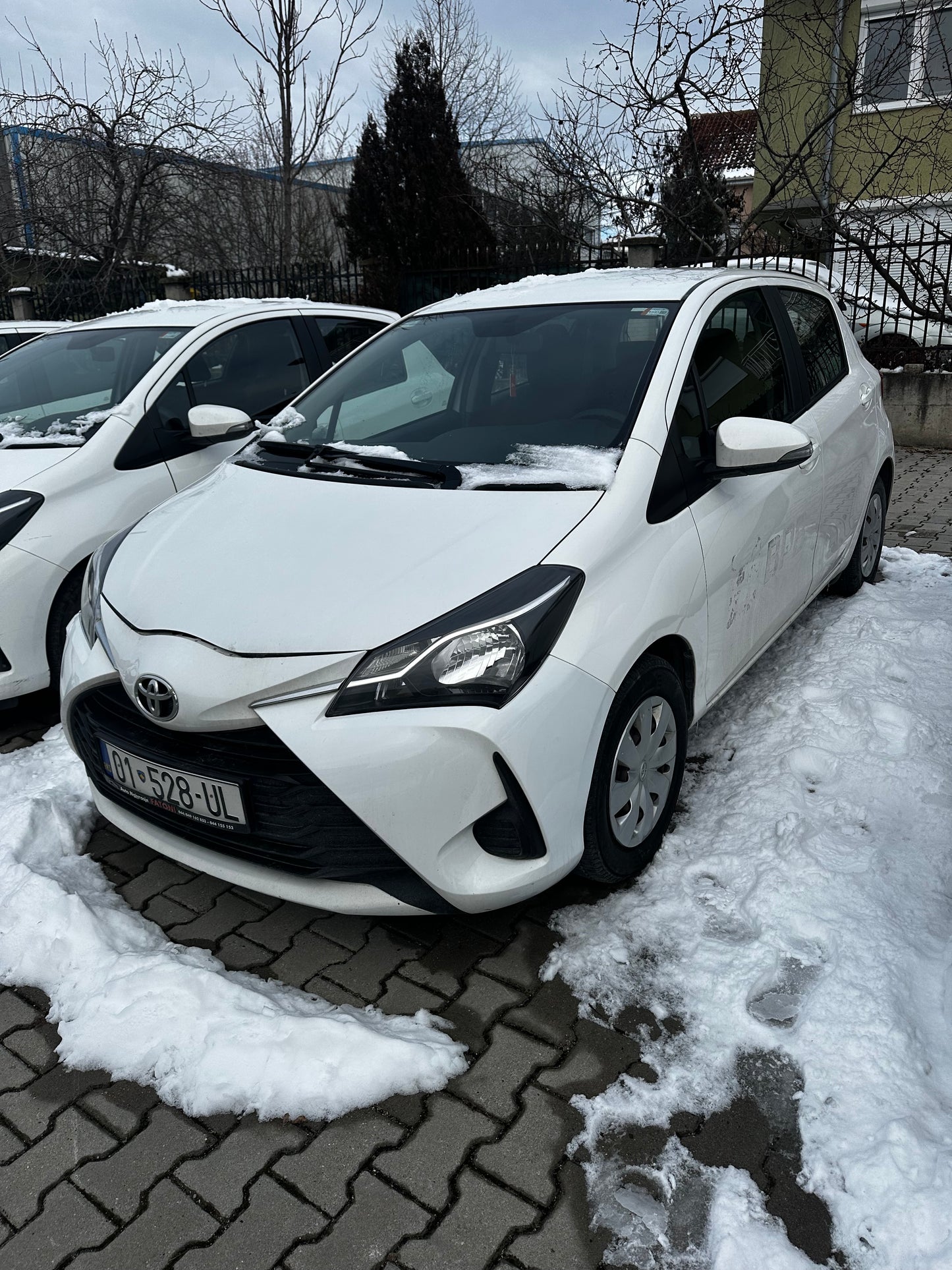 115 - Toyota Yaris 1.0 Benzinë