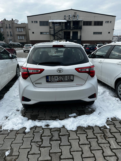 115 - Toyota Yaris 1.0 Benzinë