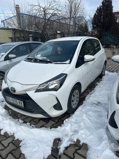 113 - Toyota Yaris 1.0 Benzinë